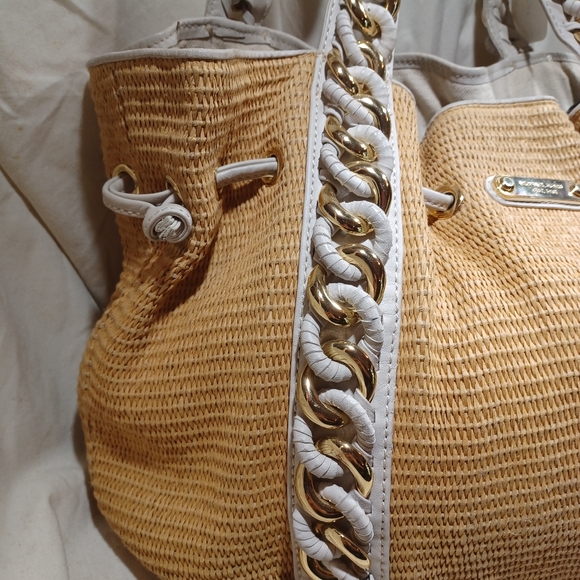 Michael kors tote - Picture 2 of 8